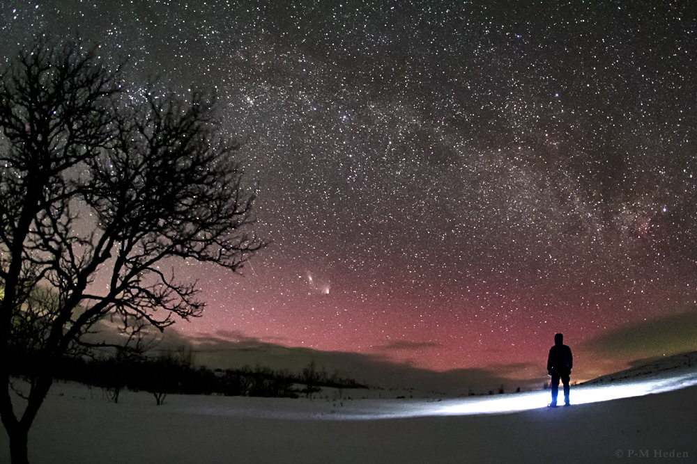 Seeing Double: Stargazer Snaps Comet Illusion (Photo)